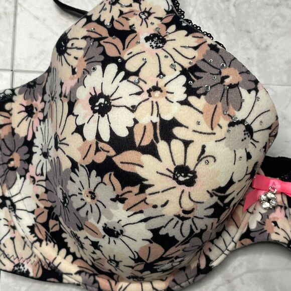 Victoria's Secret Body By Victoria Lined Perfect Coverage Floral Rhinestone Bra - Picture 6 of 13